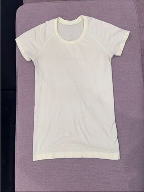 Lululemon Women’s Swiftly Tech Tee